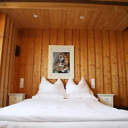 Steinacher Hof *